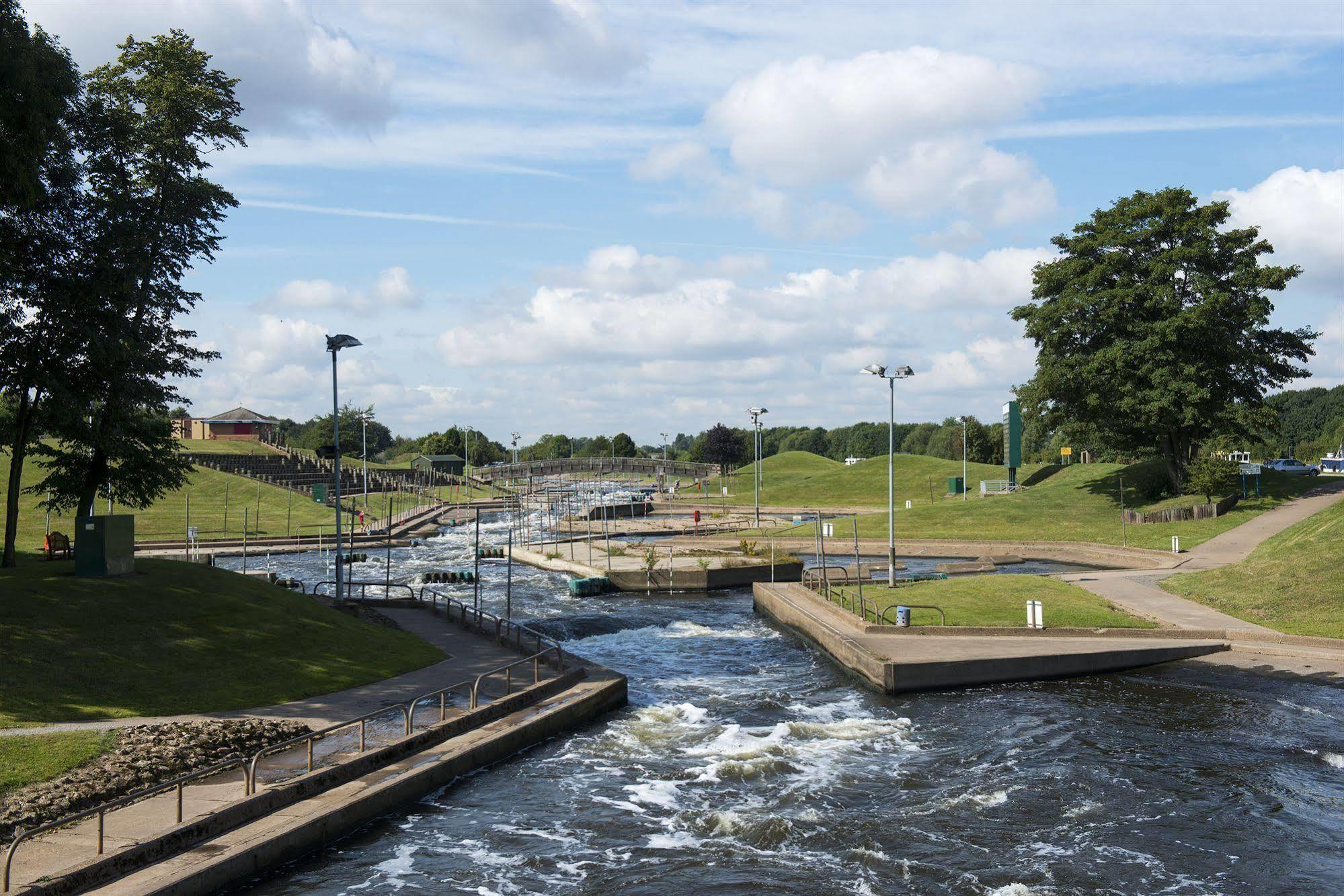 Holme Pierrepont Country Park Home Of The National Water Sports Centre Colwick Εξωτερικό φωτογραφία